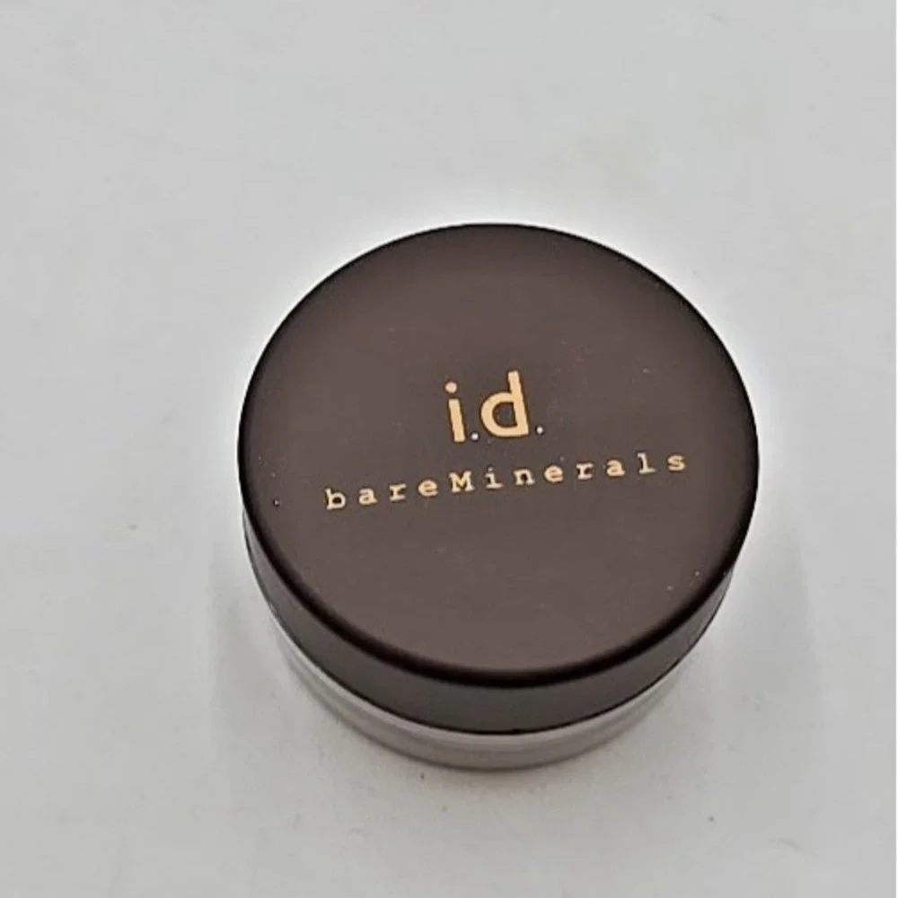 Bare Minerals * RICHES BLUSH ~ Gold infused‎ * warm earth pink New Sealed .57g